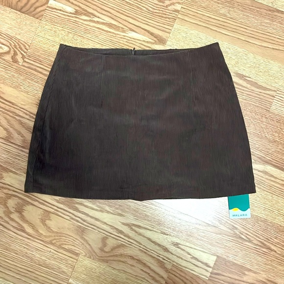 HALARA Dresses & Skirts - COPY - Brown skirt never worn